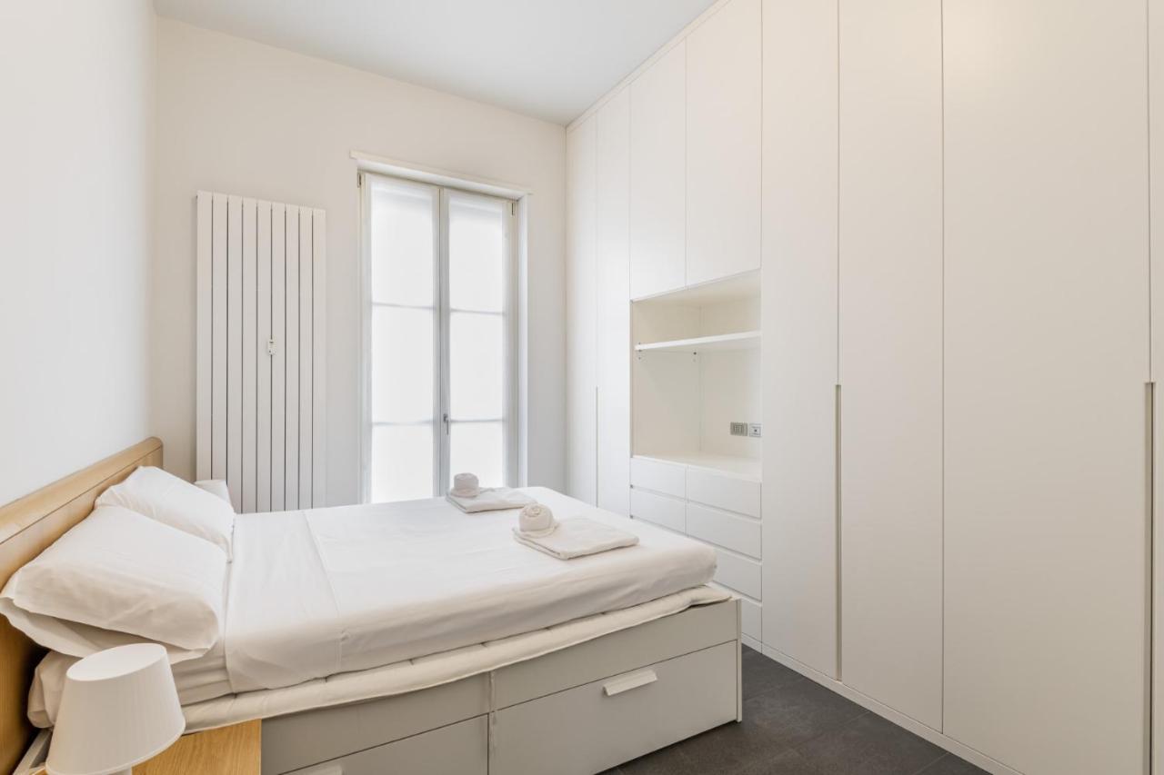 Апартаменты Easylife - Elegante Dimora Due Passi Dal Duomo Милан Экстерьер фото